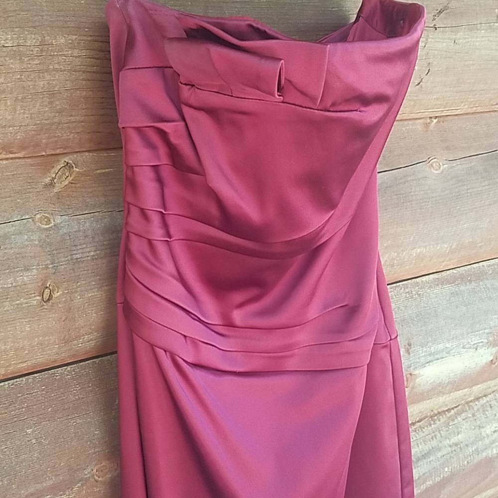 Dress - Picture 2 of 6